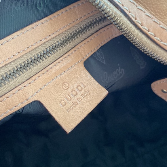 🌼 GUCCI - Authentic Medium Jockey Hobo Bag 🌼 - Picture 9 of 14